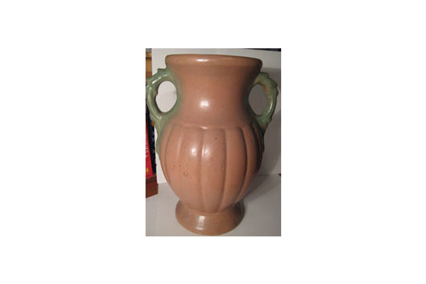 Fake Grueby Trademark on McCoy Pottery Vase
