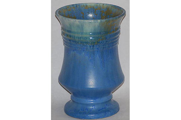 Roseville Pottery – The “Glaze Before Shape” Rule