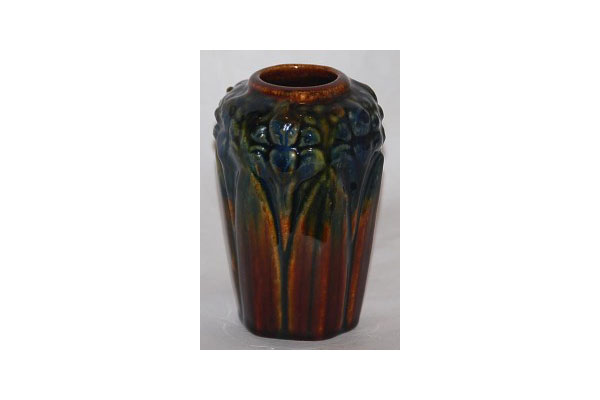 Looking for an American Pottery Sale?